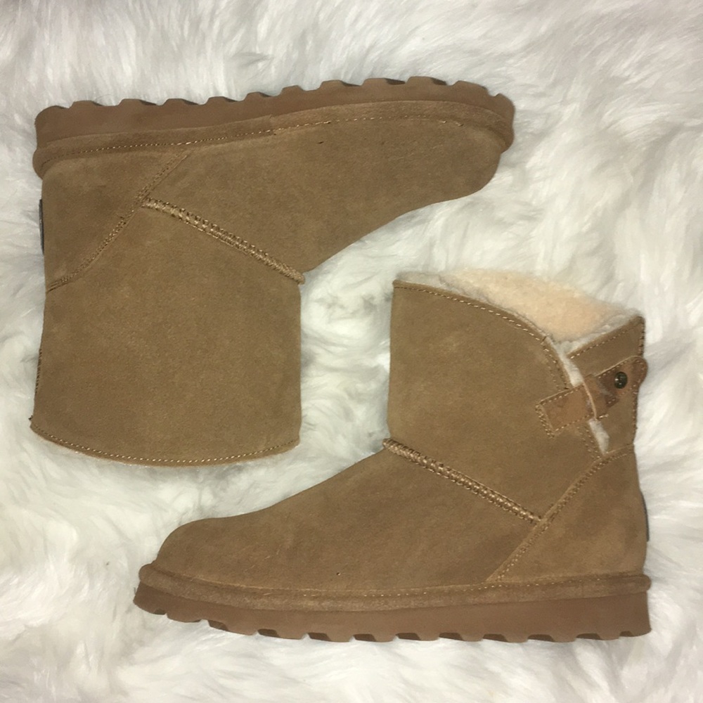BearPaw Women’s Boots (Style: Margaery)